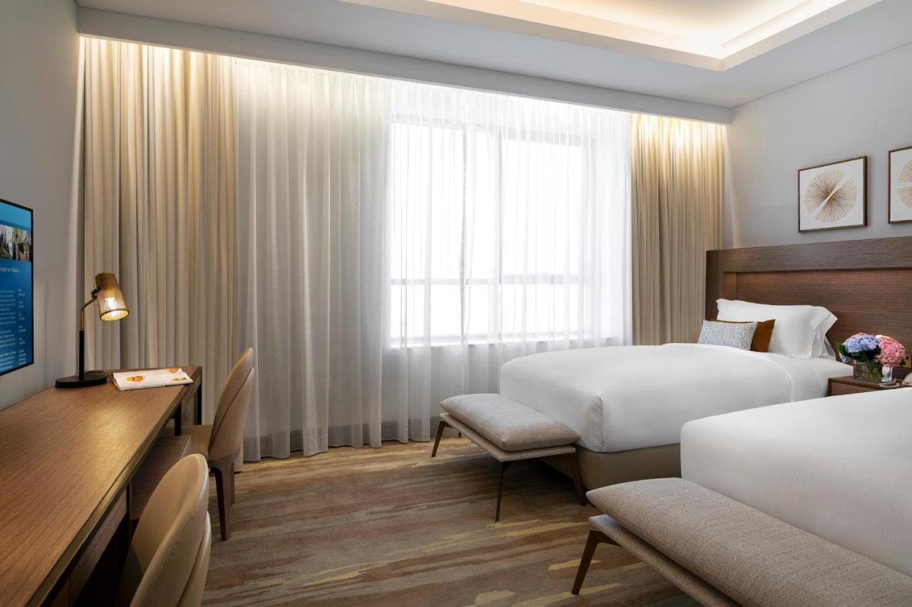 Suite con 2 Camere da Letto e Vista Piscina