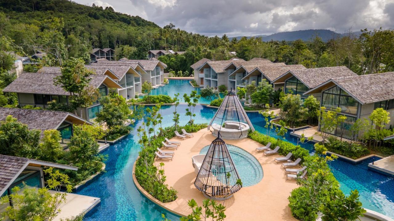 Two-Bedroom Villa Schedule Boat Transfer