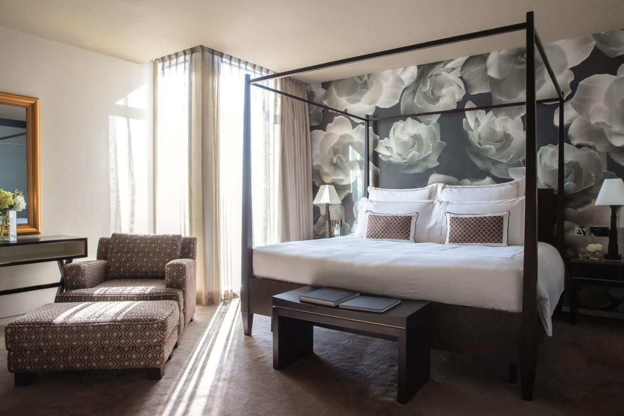 Suite Presidential con Vista Panoramica sullo Skyline, Trasferimento Aeroportuale, Accesso Diretto al Museum of the Future, Colazione Gratuita, Tè Pomeridiano Esclusivo, Aperitivi Serali, Rinfreschi con Bevande Analcoliche e Tartine