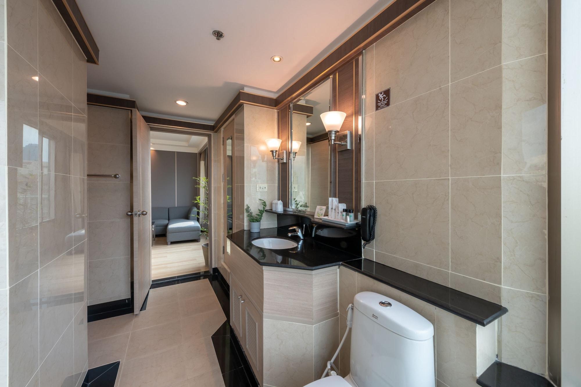 Deluxe Suite Two-Bedroom