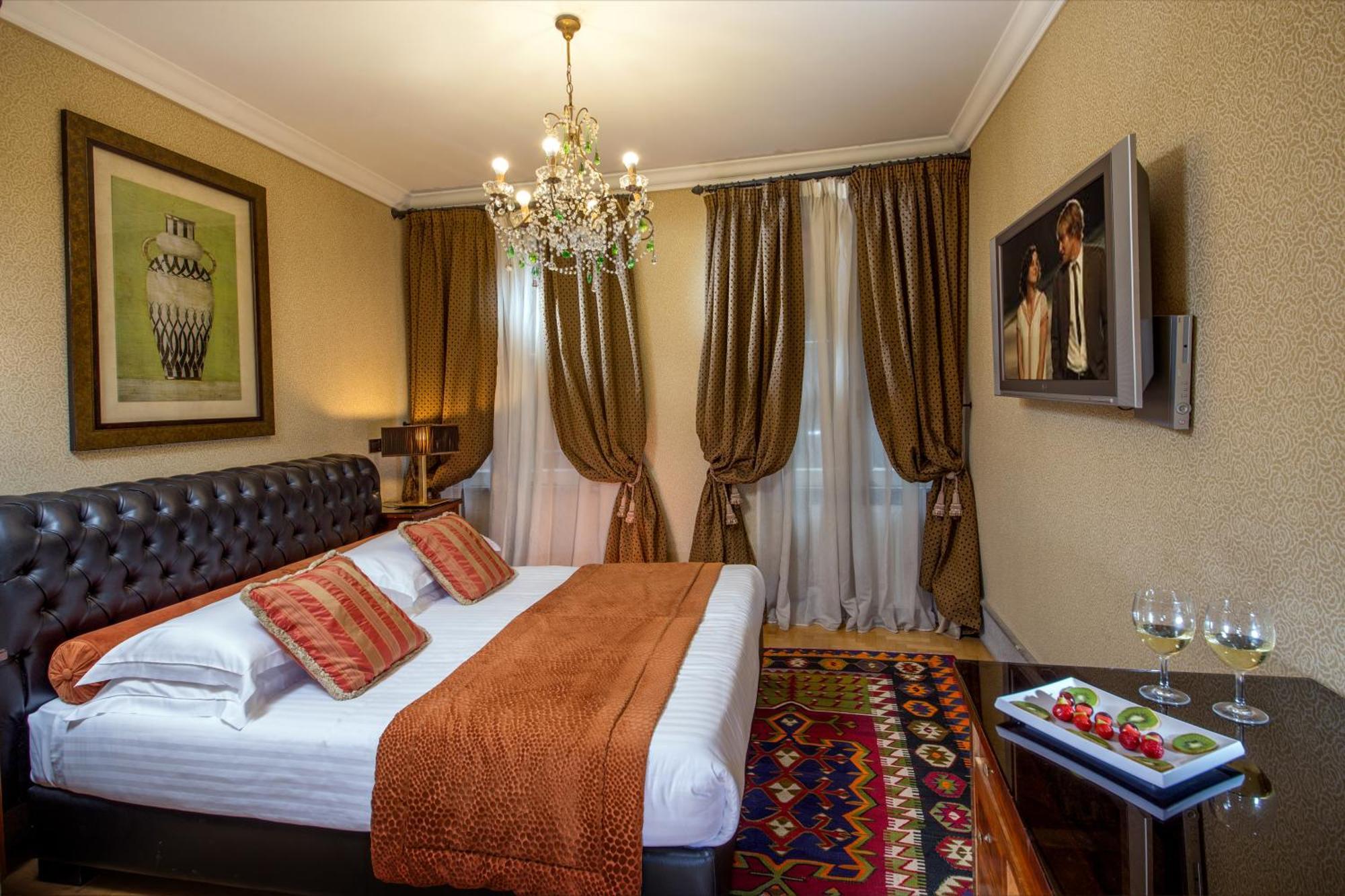 Superior Double Room,1652743853:JPEG