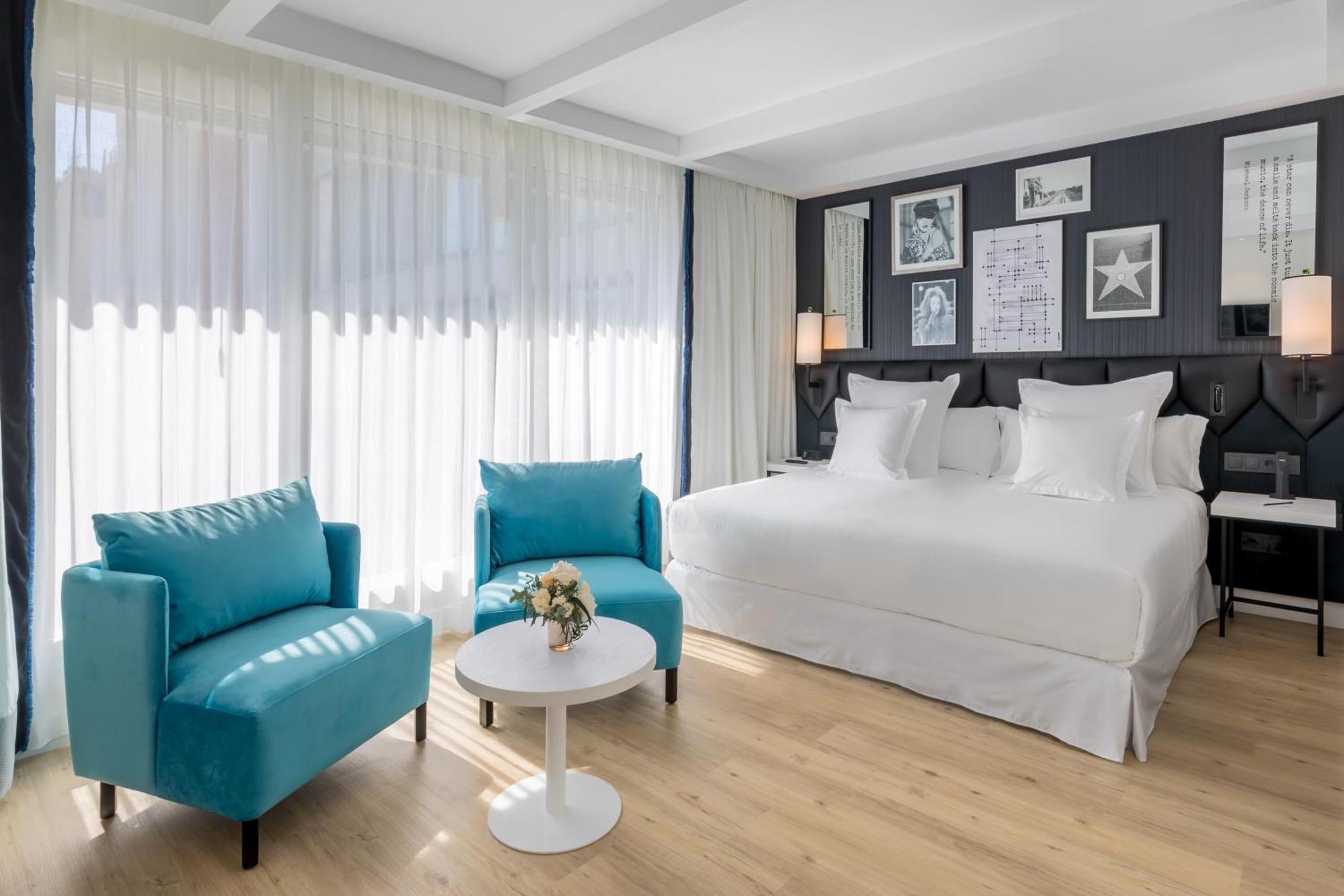 Deluxe Family Room (2 Adults + 2 Children),1443866122:JPEG