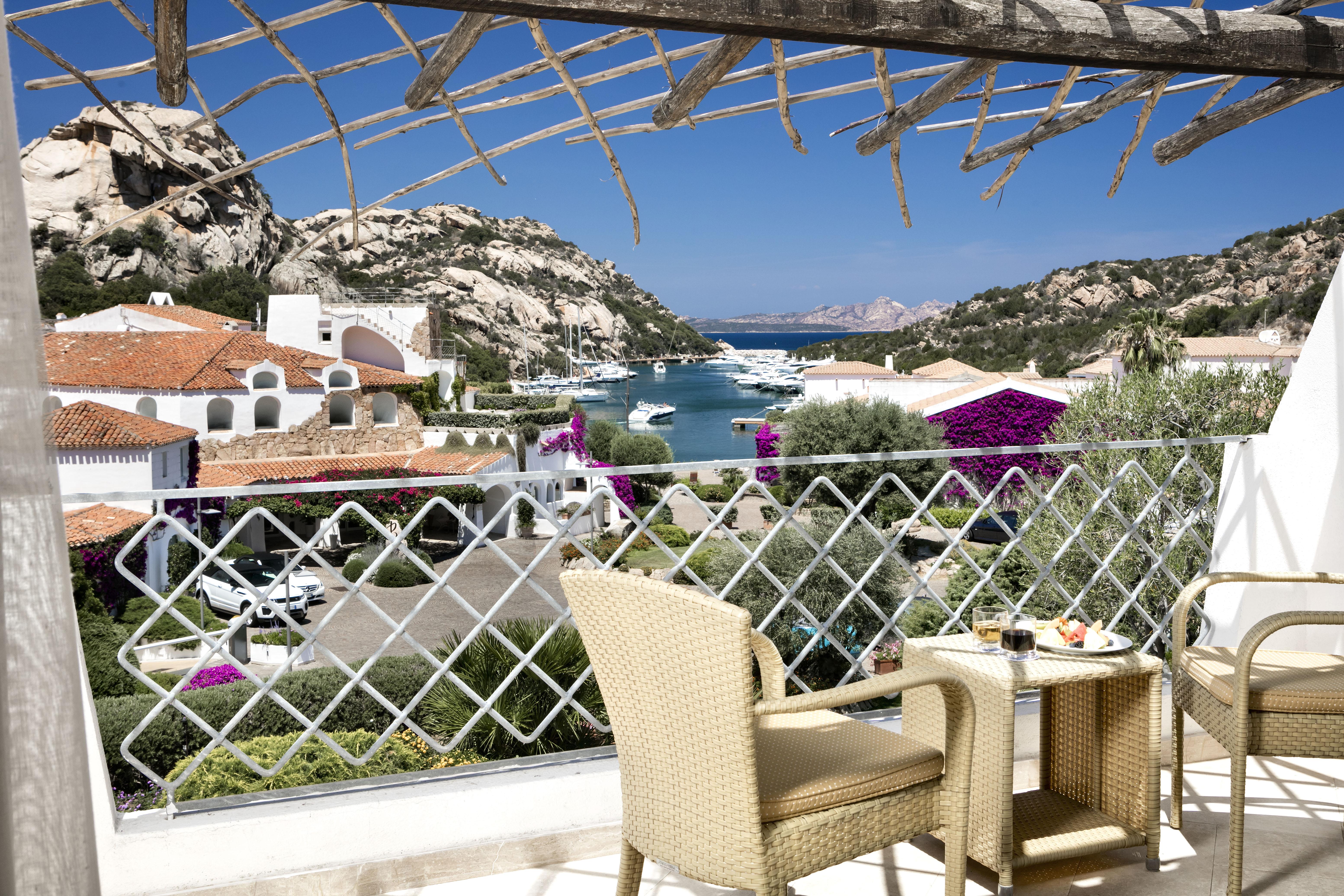 Appartamento con 2 Camere da Letto e Vista Mare