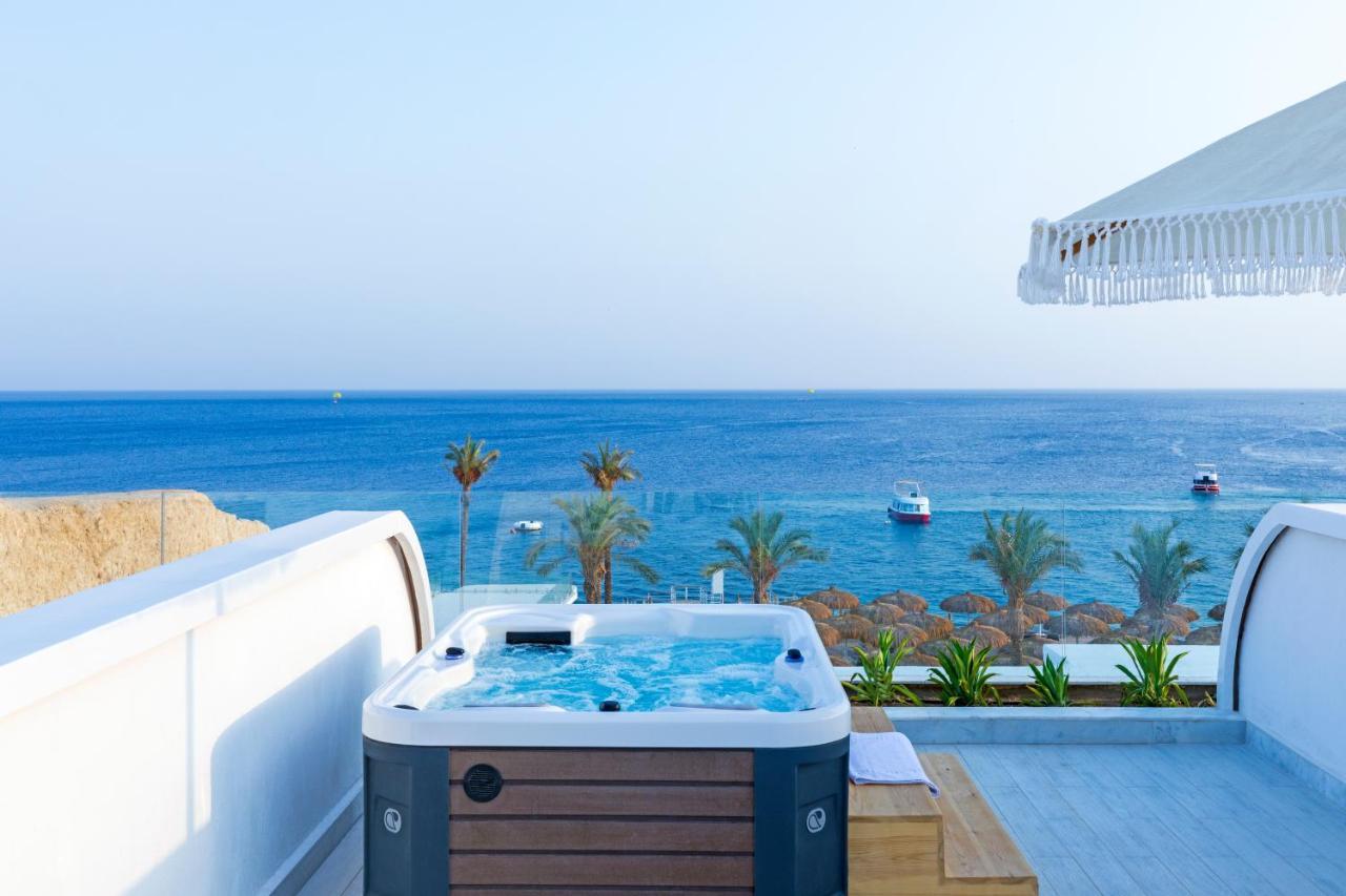 Junior Jacuzzi Suite -Posh Club,1330187282:JPEG