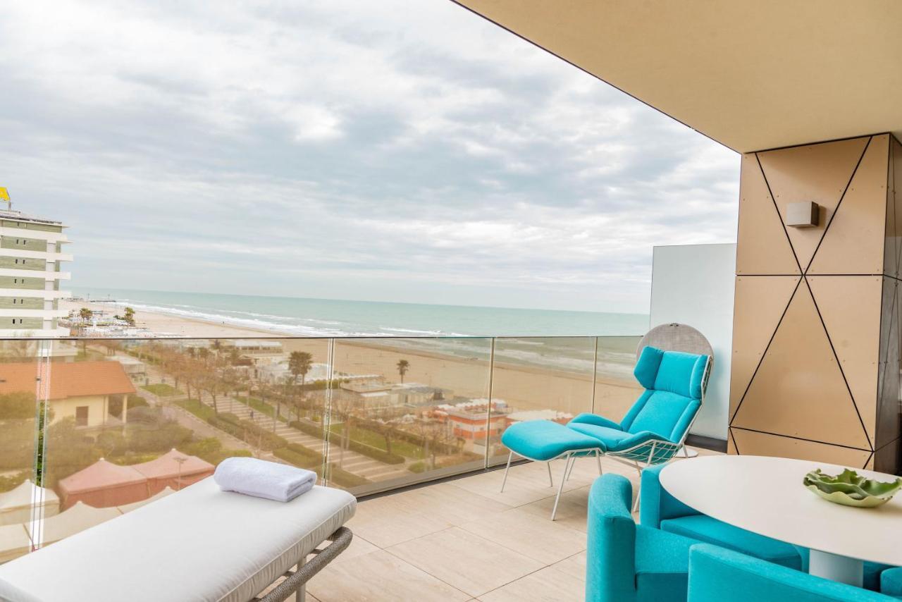 Suite Platinum con Terrazza e Vasca da Bagno con Idromassaggio