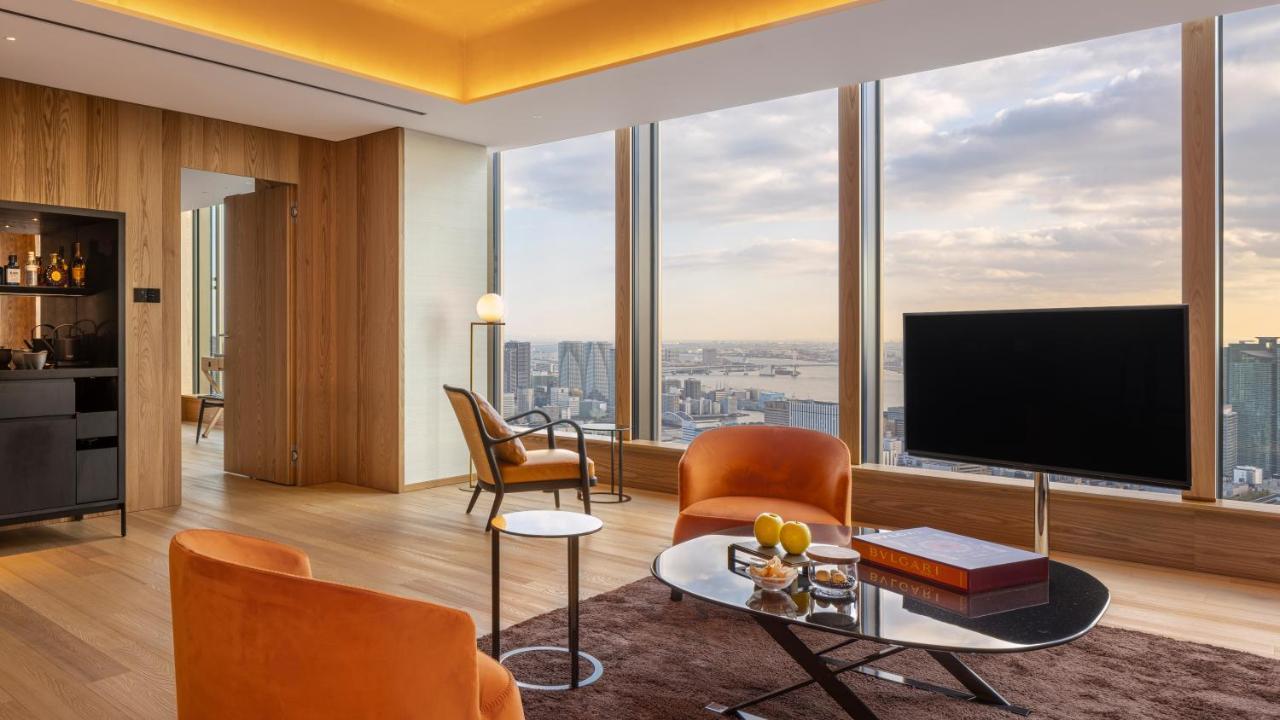 One-Bedroom Deluxe King Suite Skyline View,1674829450:JPEG