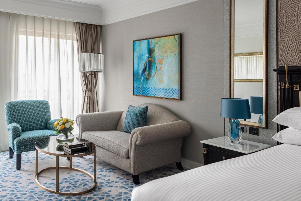 Classic King Room Ergonomic Flex Space Pool View,1498480615:JPEG