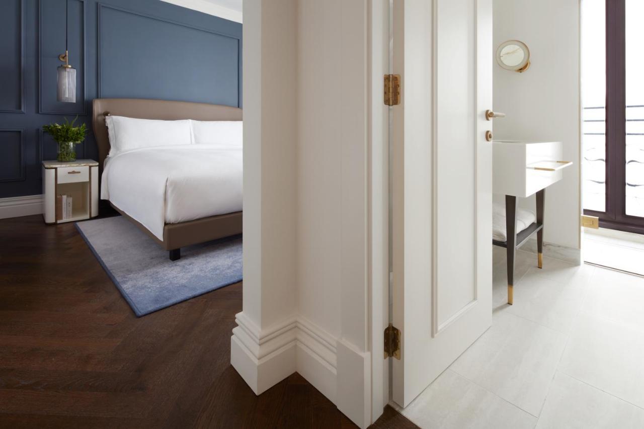Classic Room,1602951663:JPEG