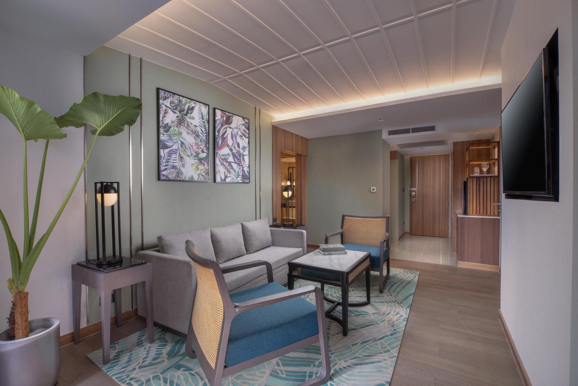 One-Bedroom Residence Pool View