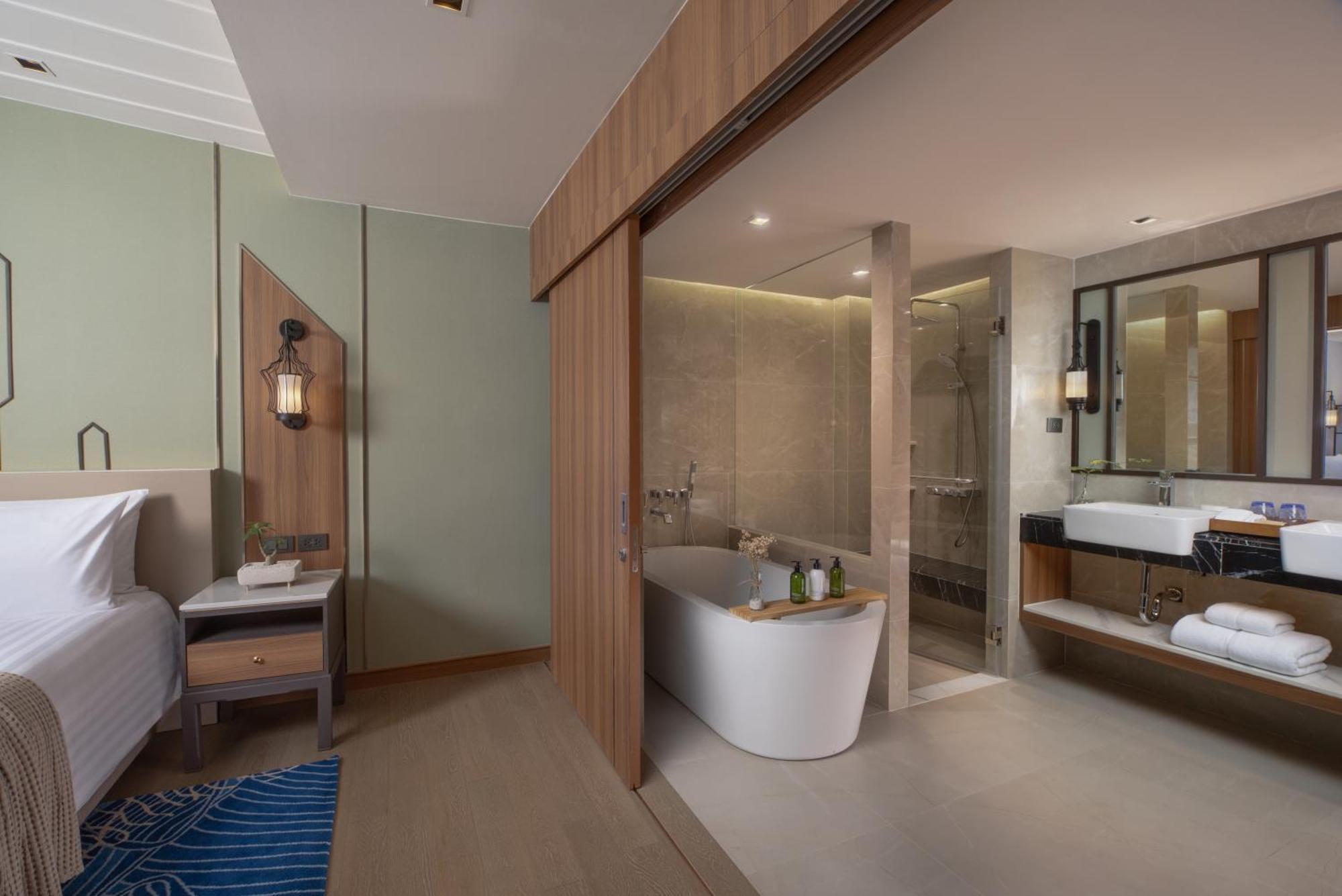 One-Bedroom Residence Pool View