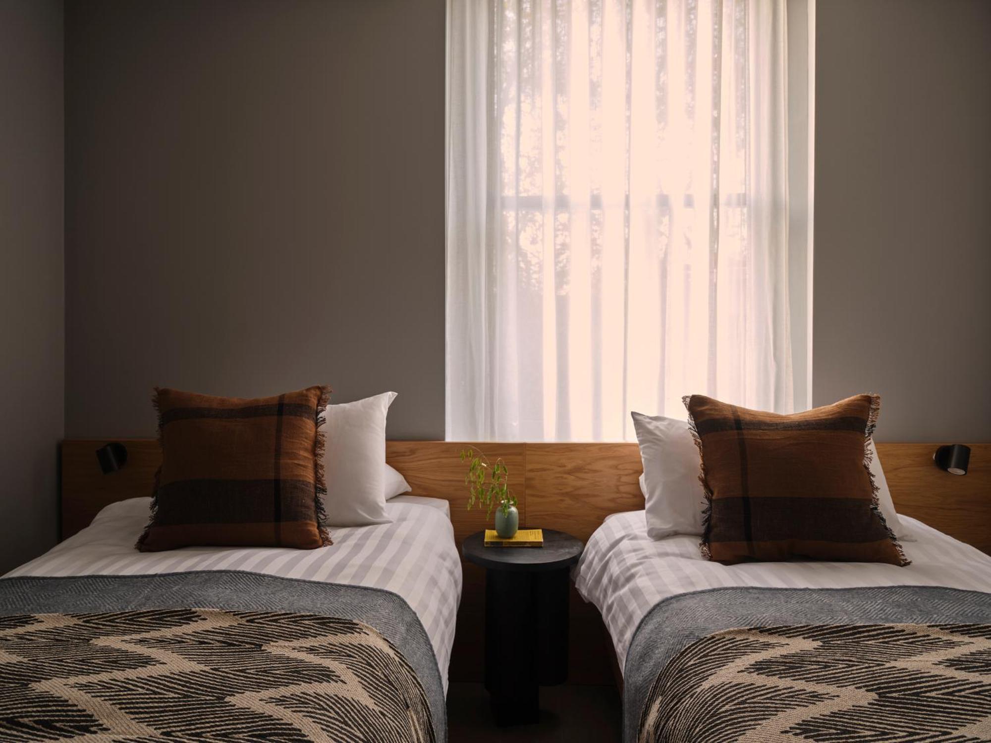 Executive Three-Bedroom Apartment,1537652206:JPEG