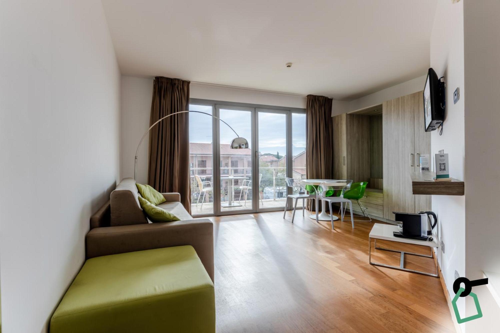 Family Apartment,1540293715:JPEG