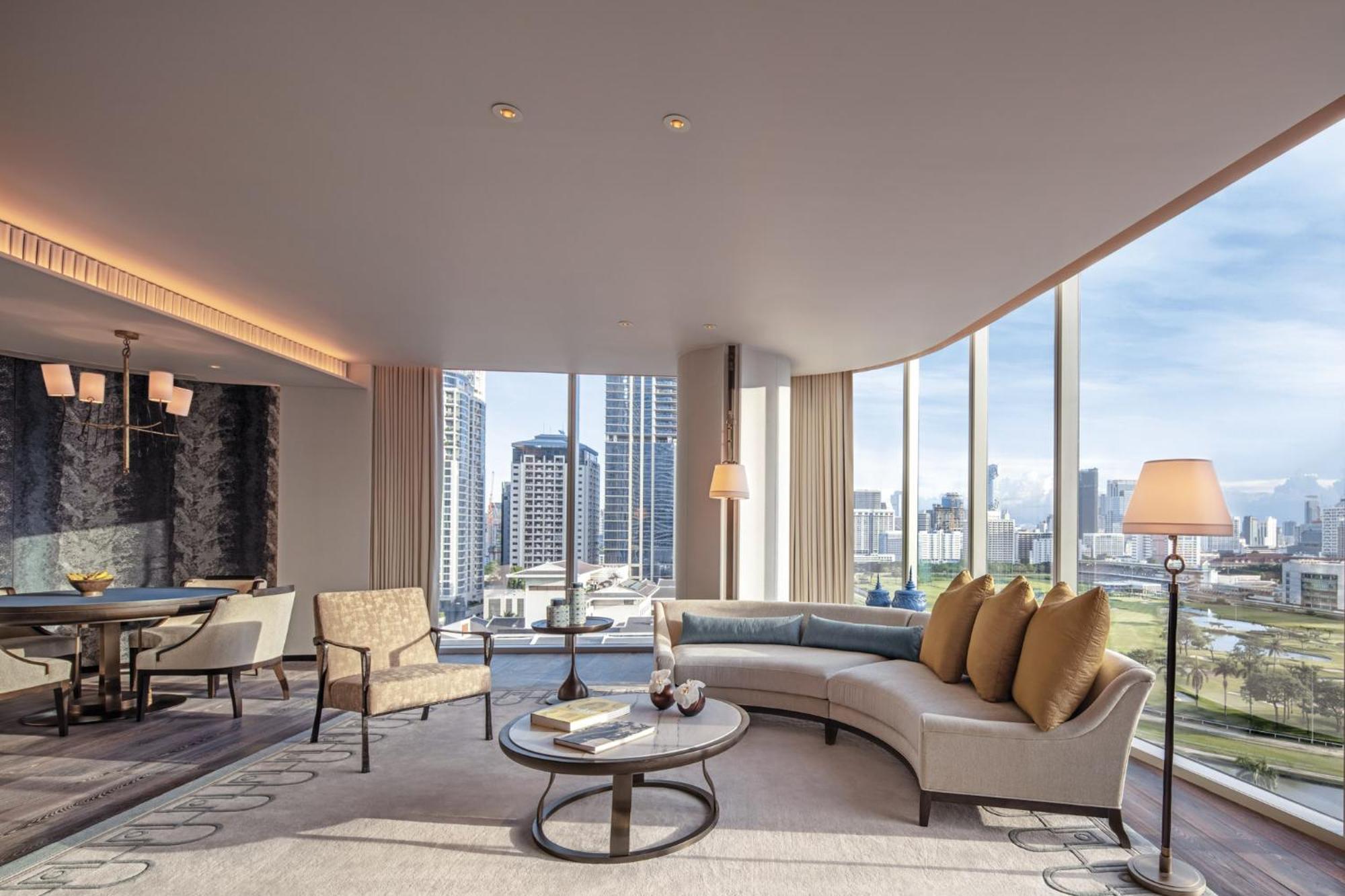 One-Bedroom King Suite,1552625755:JPEG