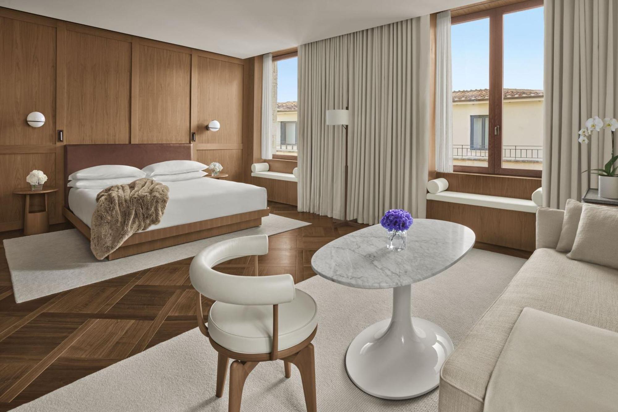 One-Bedroom King Studio Loft Suite,1613063931:JPEG