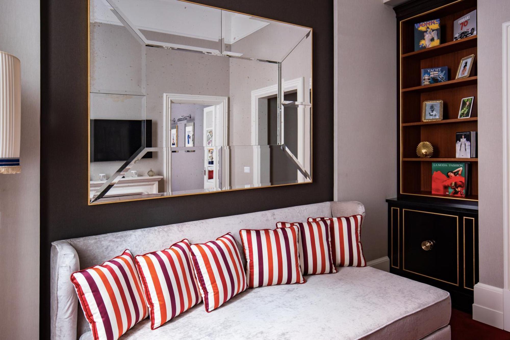 Junior Suite,1554434329:JPEG