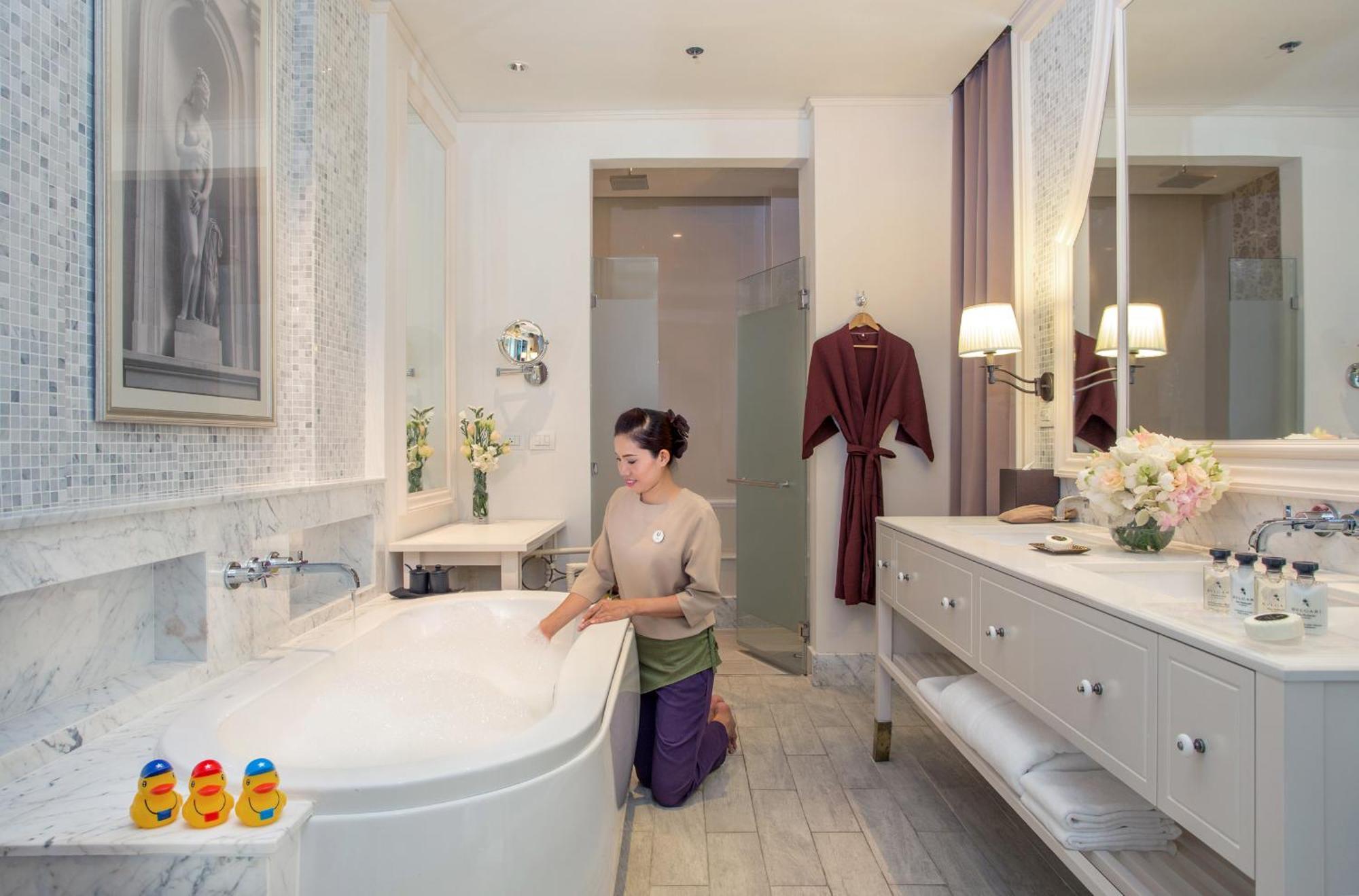 Suite 24 hours of Room