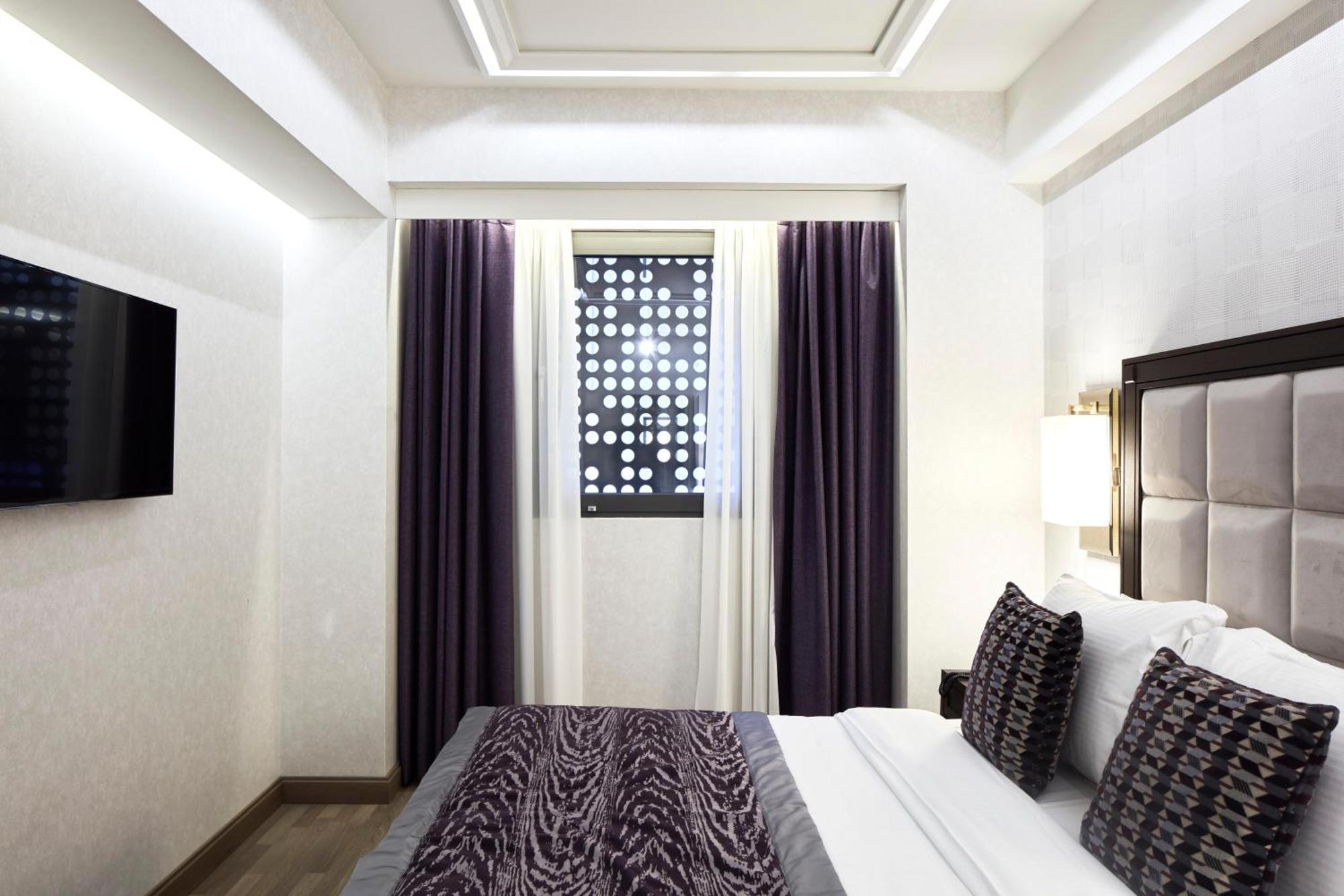 Internal Art Room,1623683615:JPEG