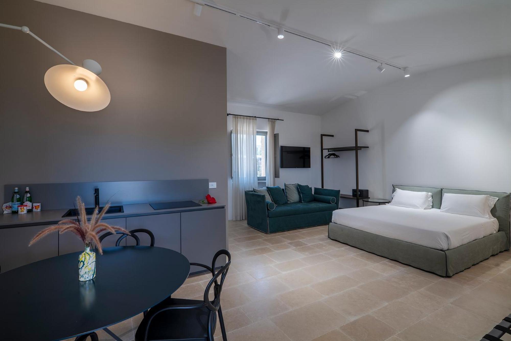 Junior Suite,1624881281:JPEG