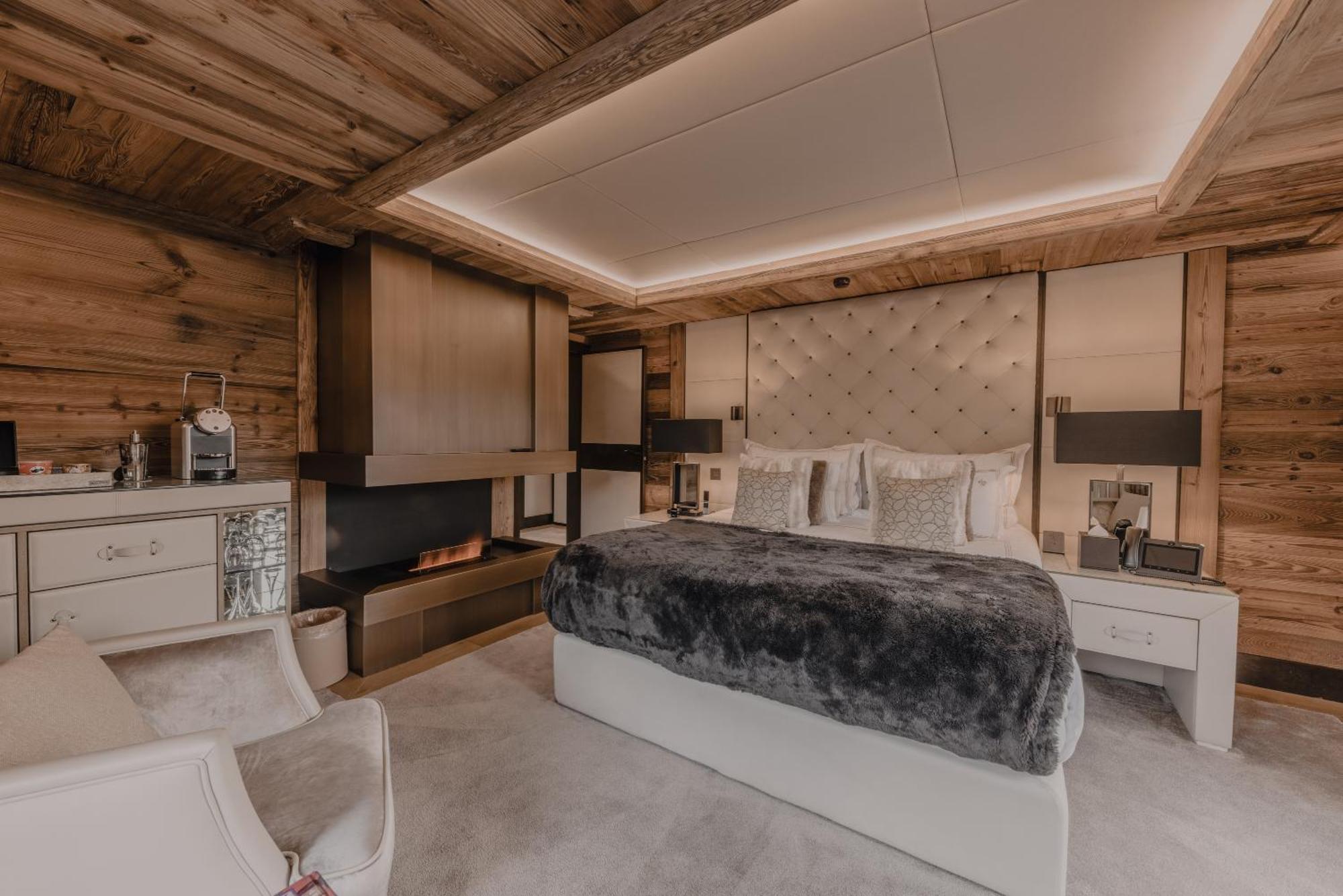 Family Suite 2 Bedrooms & 1 Bathroom,1632285278:JPEG