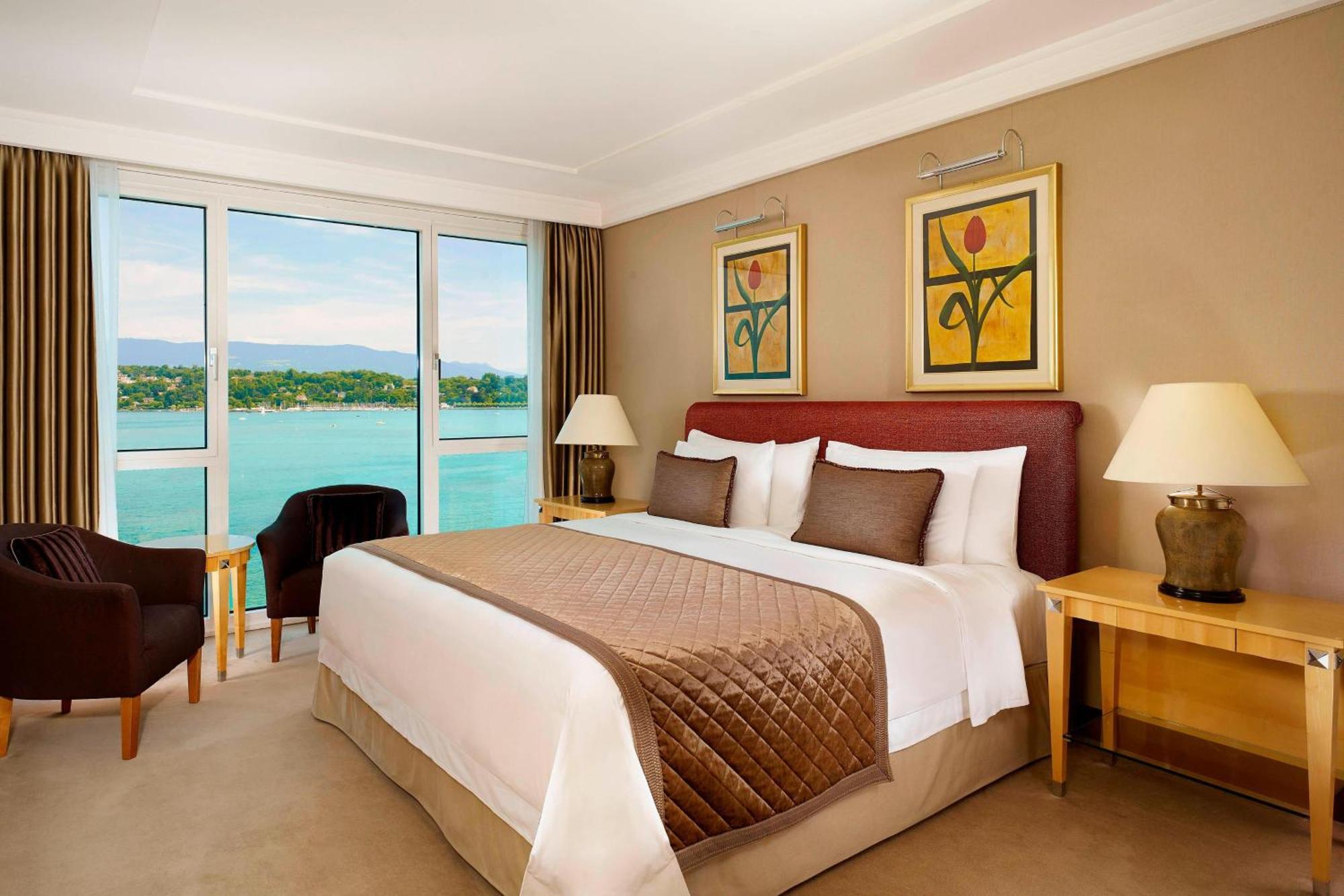 Deluxe King or Twin Room Lake View,1643134308:JPEG