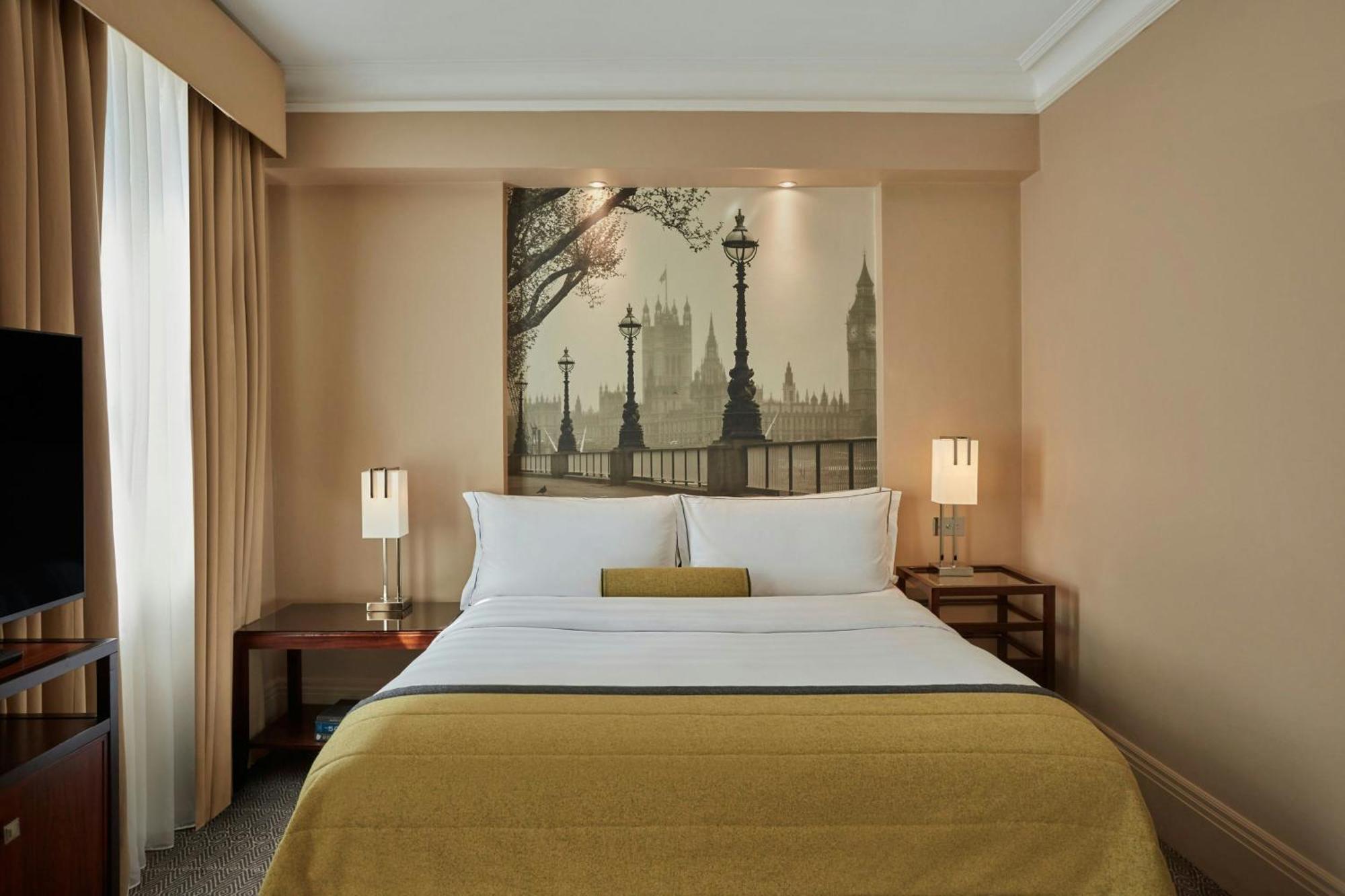 Deluxe Larger Guest room 1 Queen,1643166098:JPEG