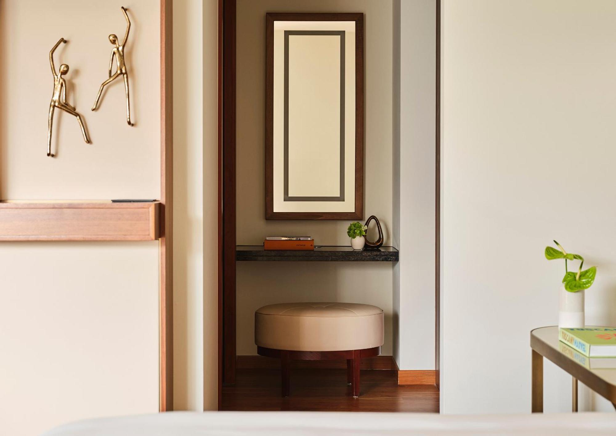 Junior Suite,1643756697:JPEG