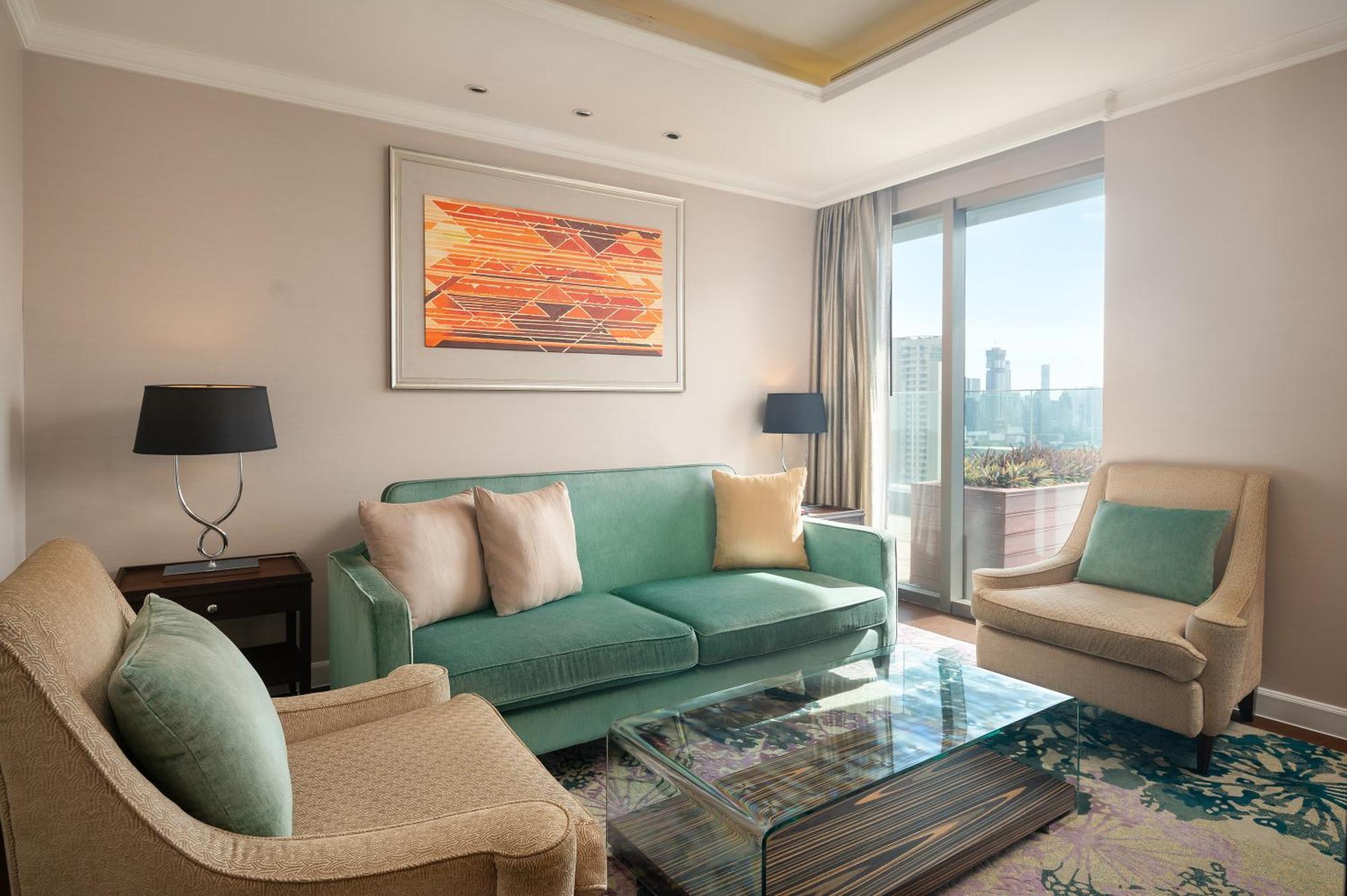 Presidential Suite Lounge Access