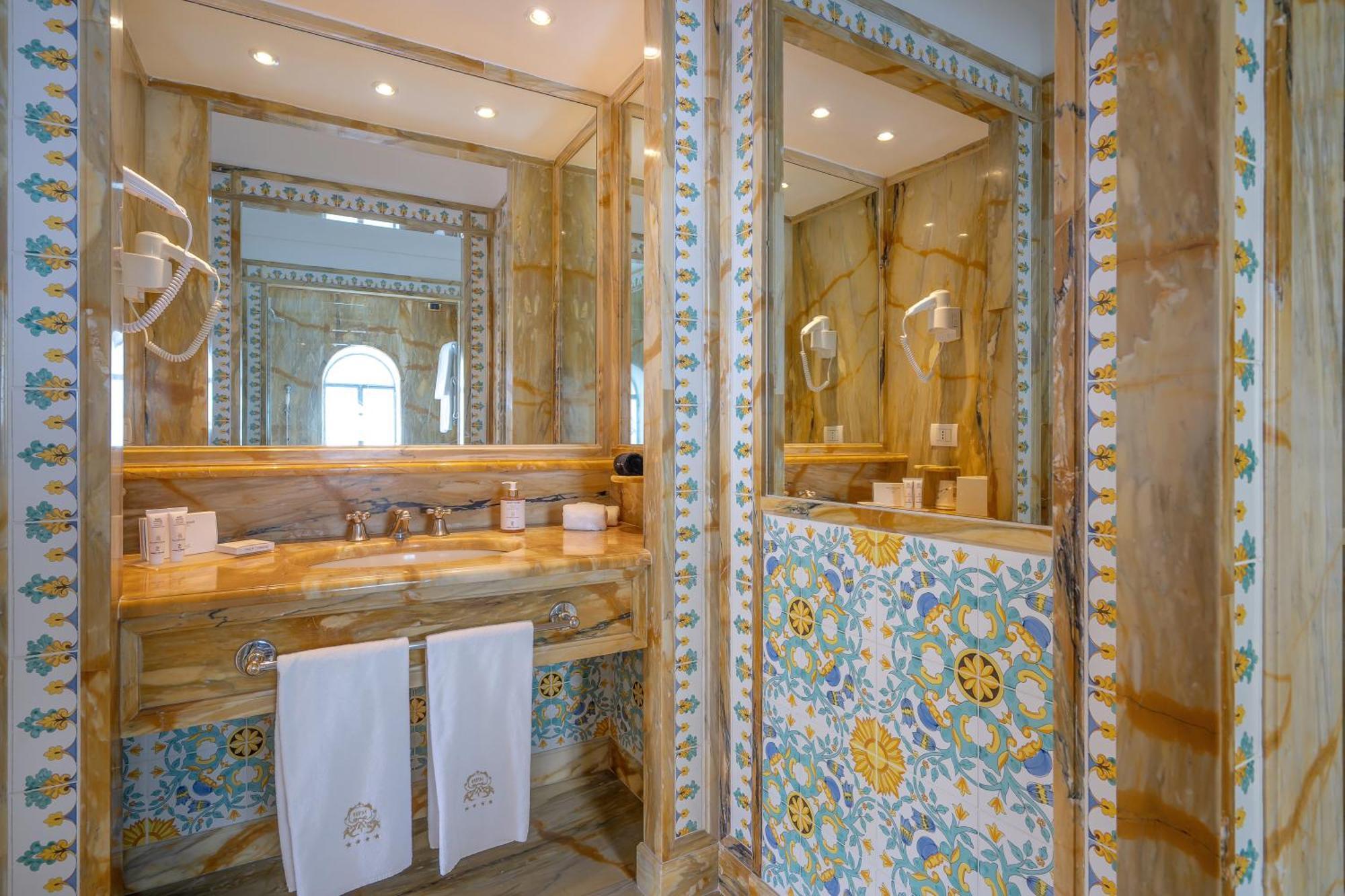 Suite Deluxe con Vista Mare