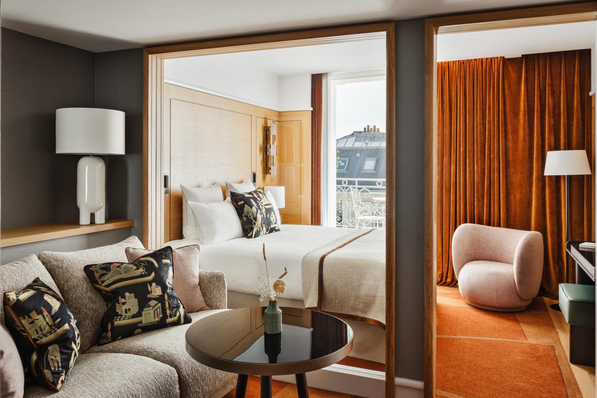 Executive Suite,1694533030:JPEG