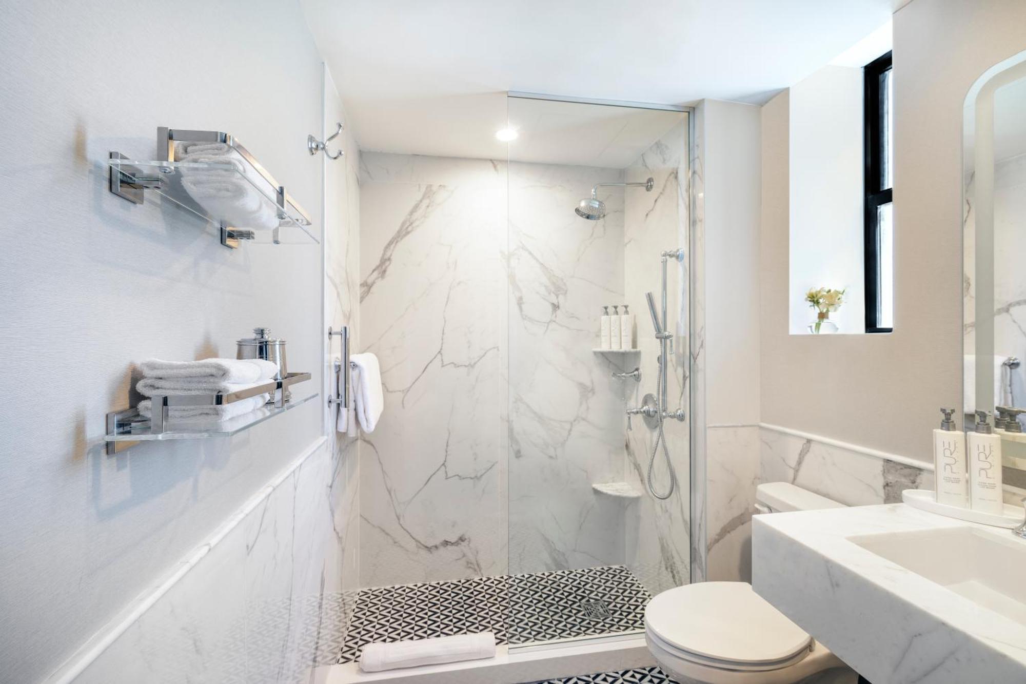 Deluxe King Studio,1705828700:JPEG