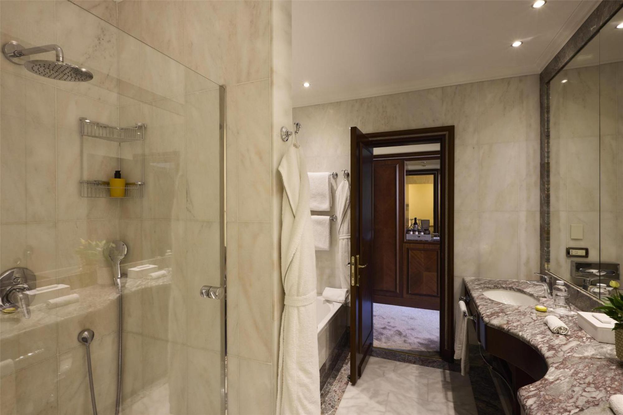 Junior Suite con Balcone e Vista Piazza