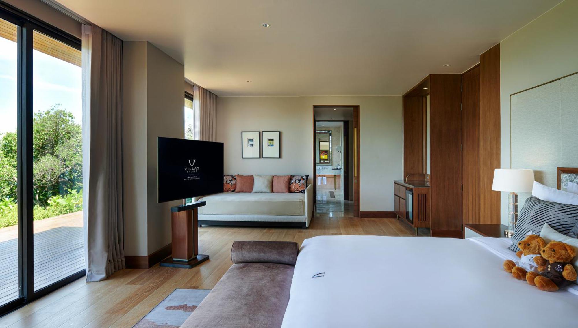 Four-Bedroom King Suite Ocean View Infinity Pool Hilltop Cliff