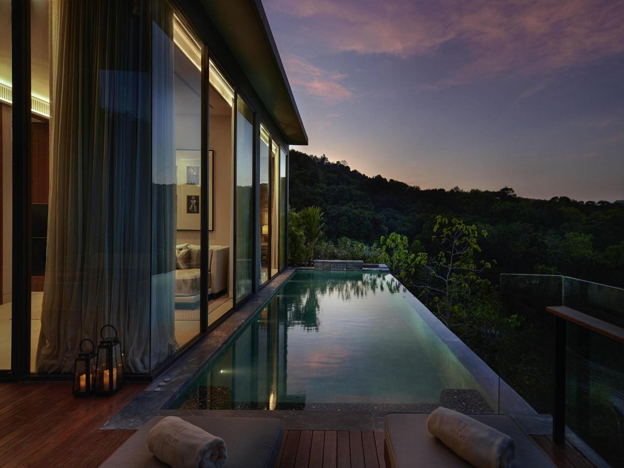 One-Bedroom Villa Hill View