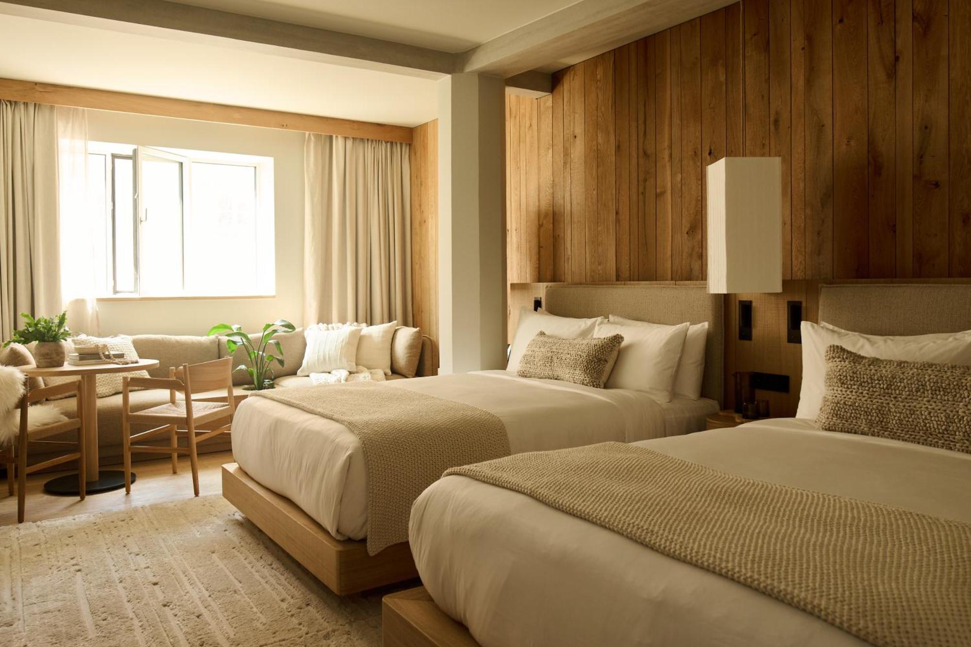 Superior Queen Room with Two Queen Beds,1742597685:JPEG