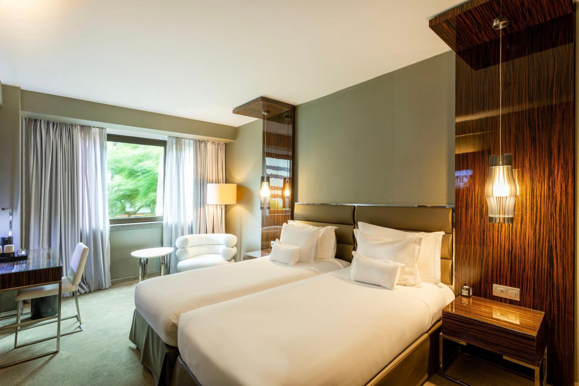 Deluxe Premier Twin Room,1756398945:JPEG