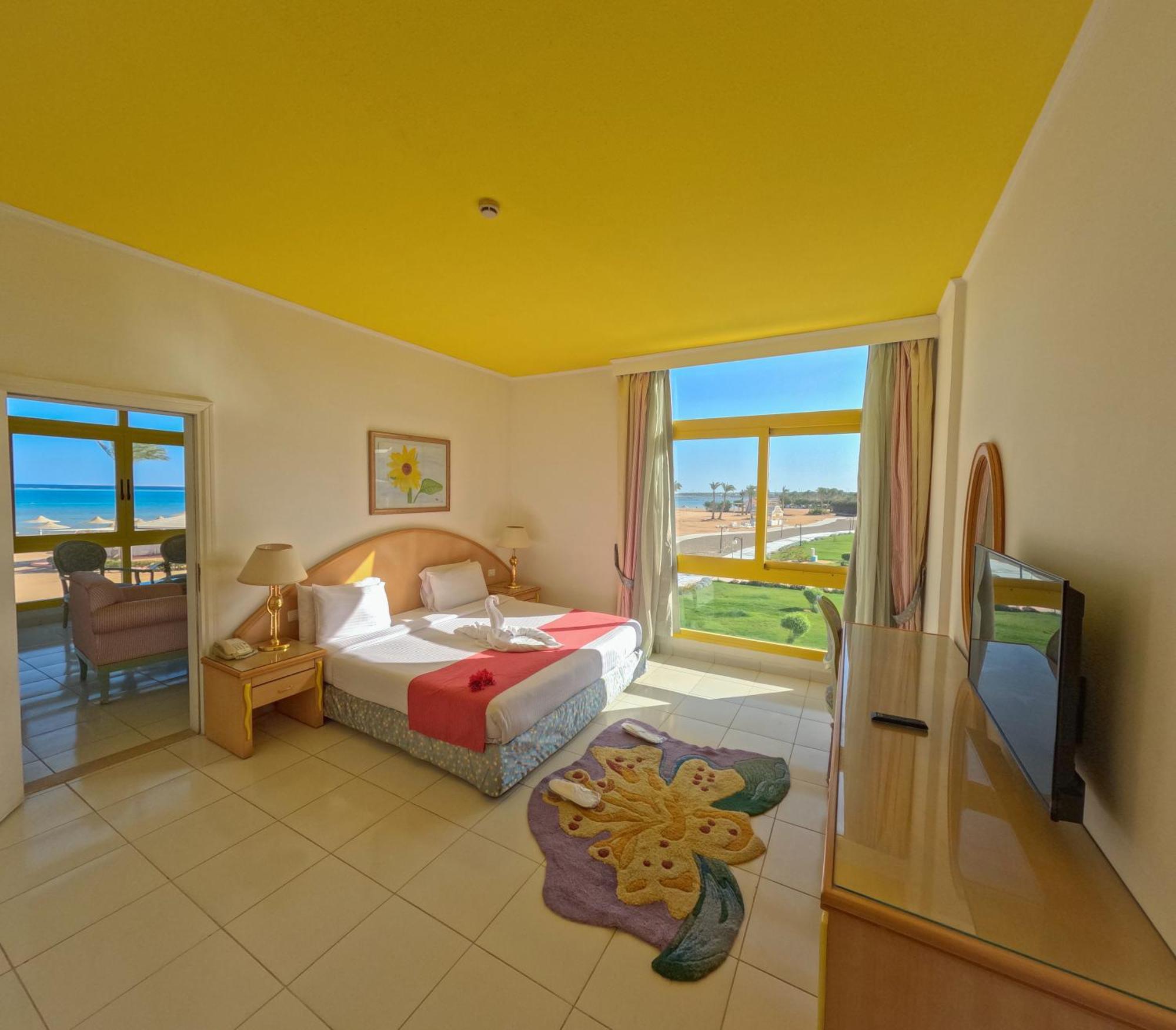 Executive Suite,1757090188:JPEG