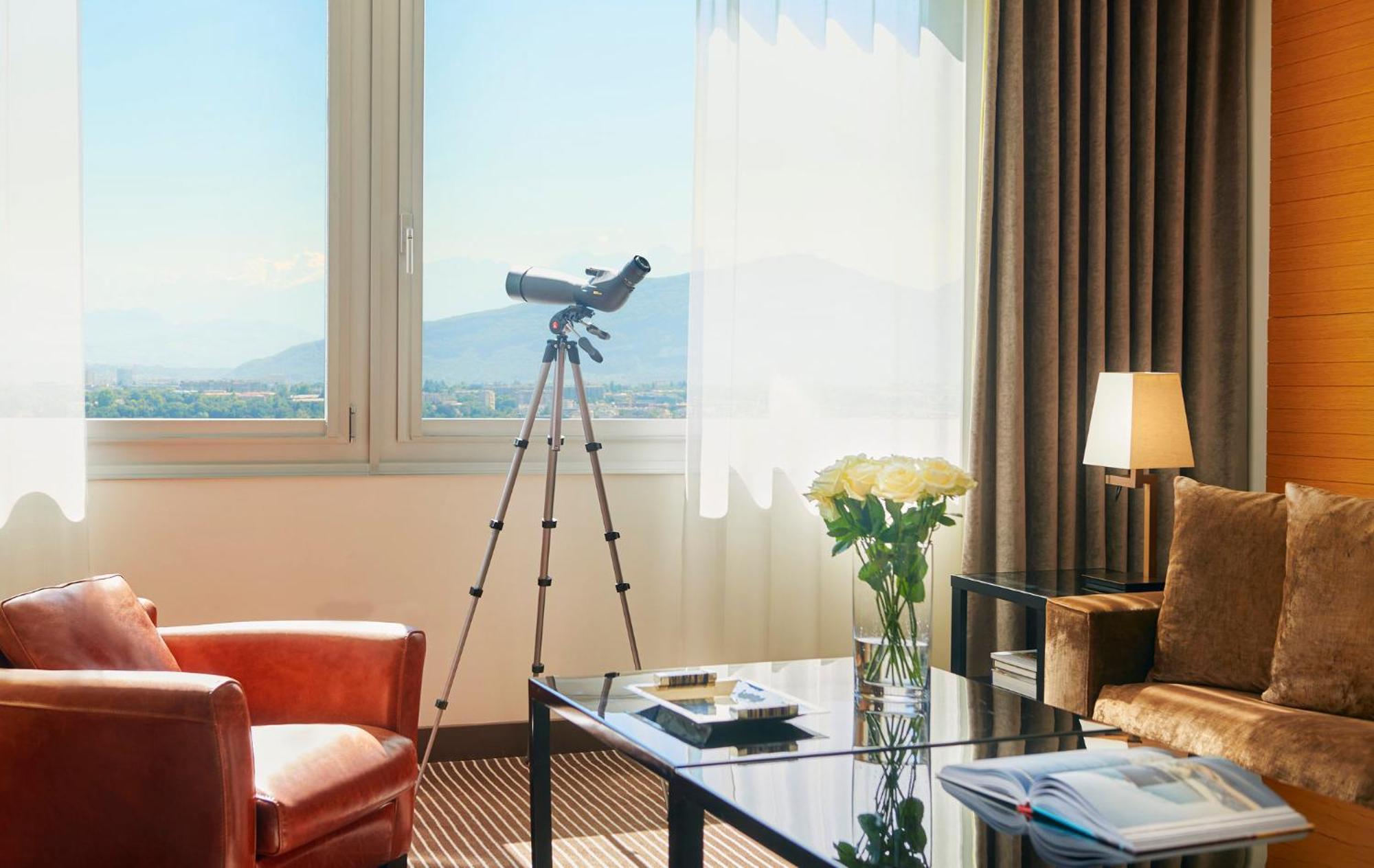 Panoramic Suite Lake View,1765173942:JPEG