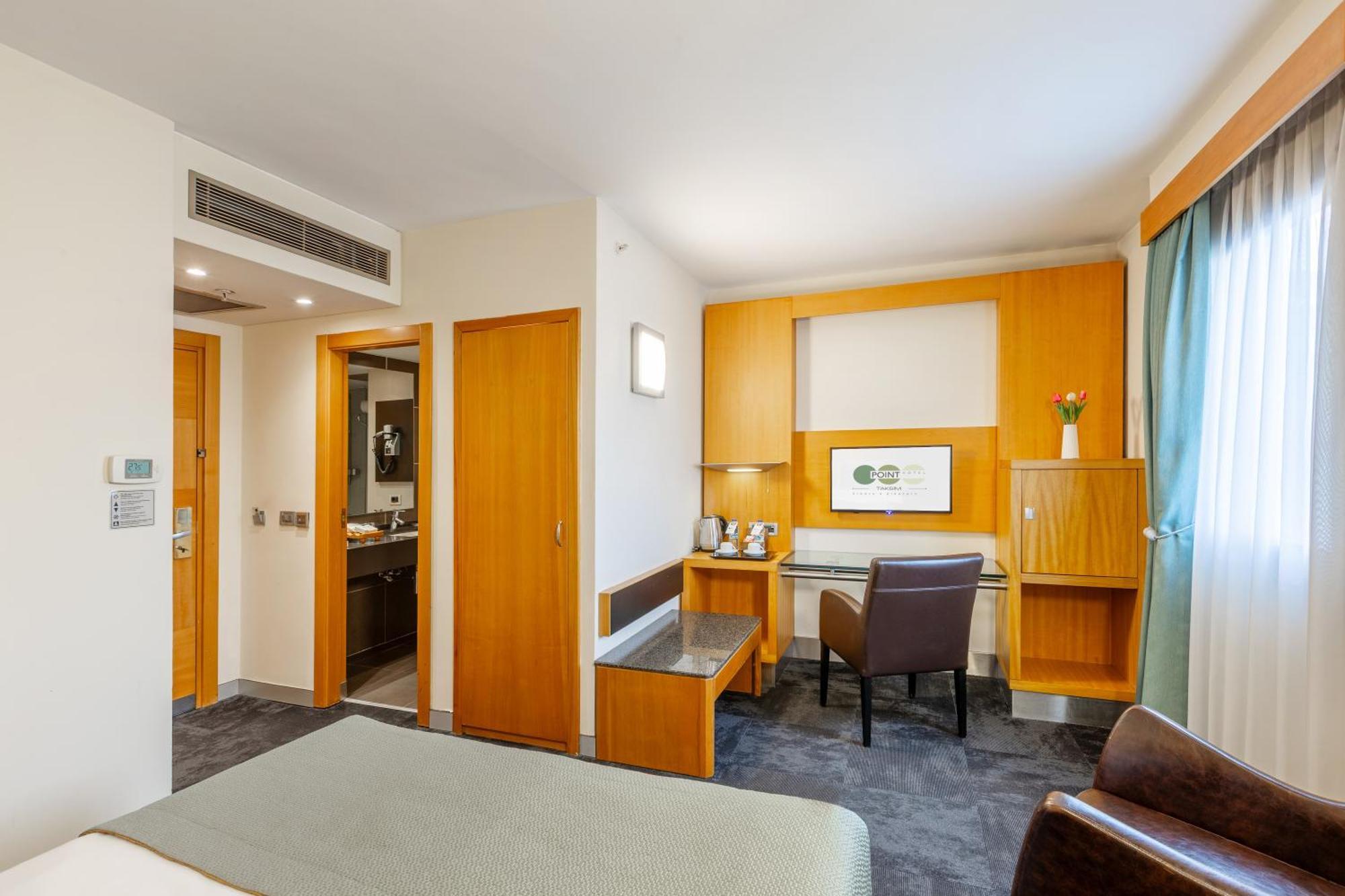 Standard Double or Twin Room,1773699504:JPEG
