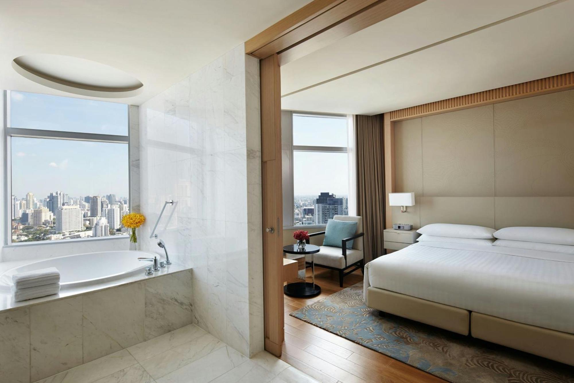 One-Bedroom King Suite High Floor