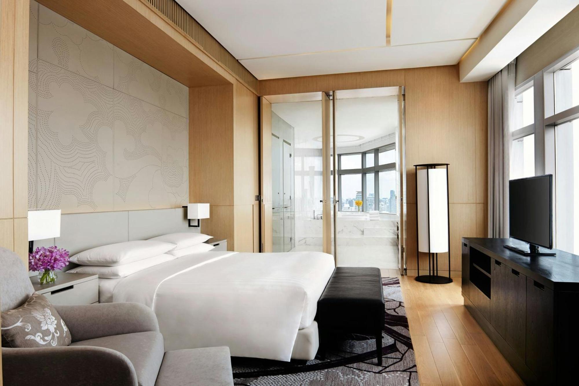 Two-Bedroom Presidential Suite High Floor or Executive Lounge Access