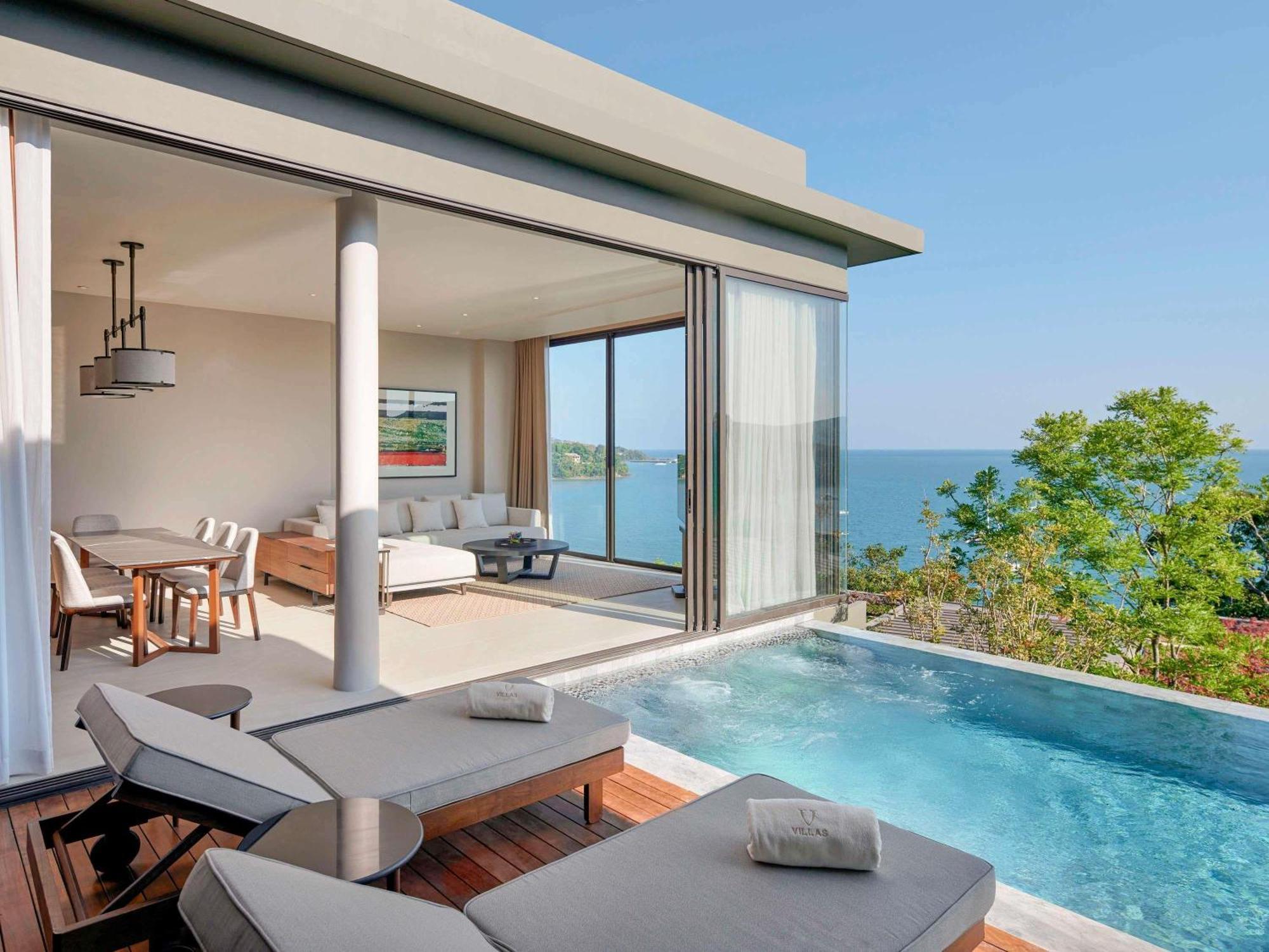Three-Bedroom Villa Sea View 24-hour butler service