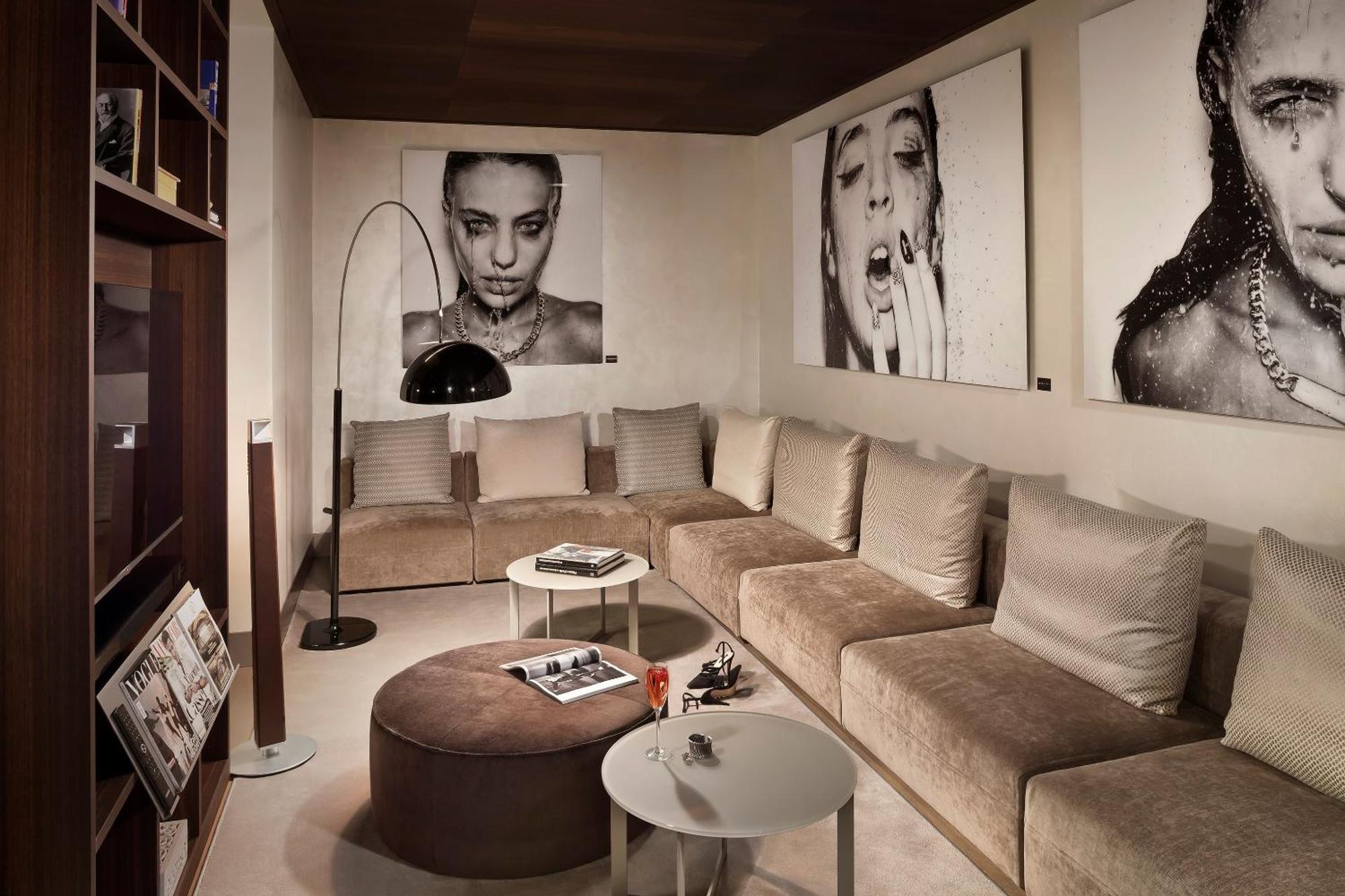 Suite Ultimate Me+ 4 Camere da Letto con Terrazza