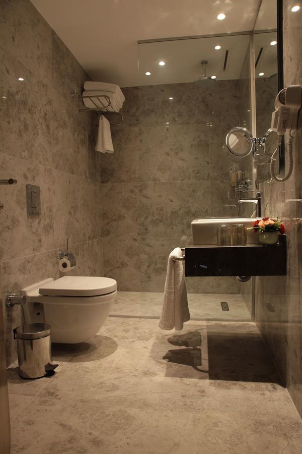 Family Suite with Free Airport Transfer