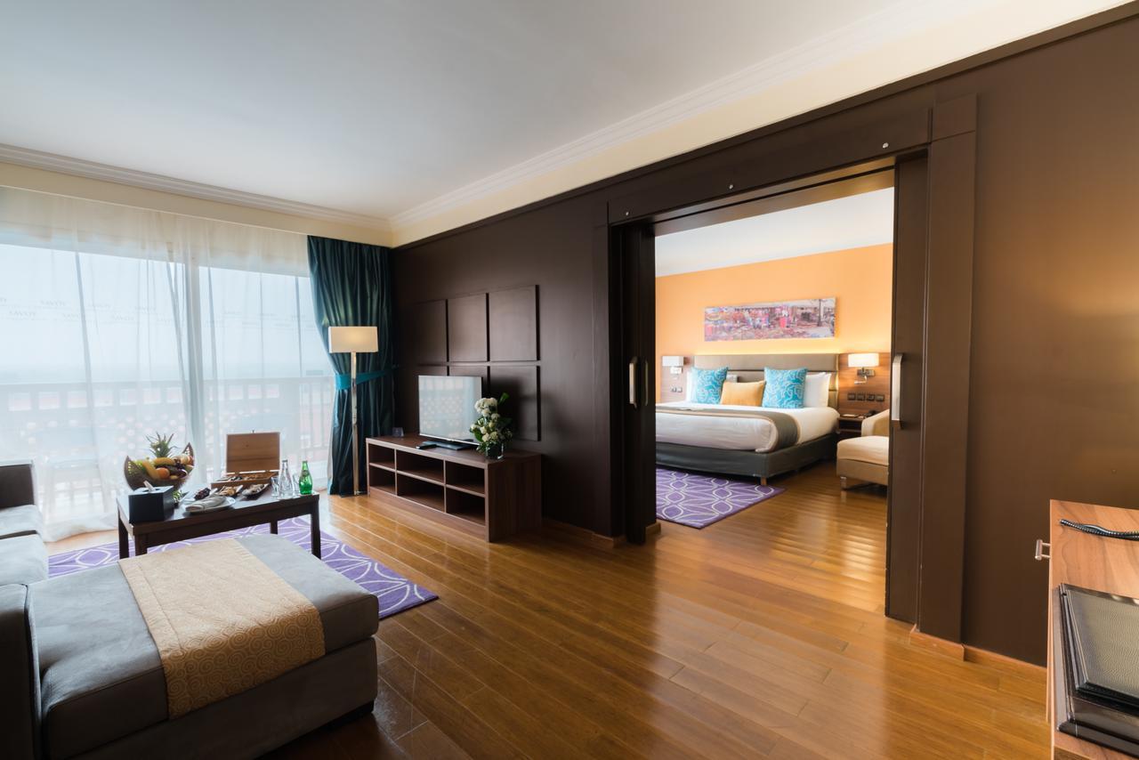 Prestige Suite Jaccuzi One Double Room Pool View
