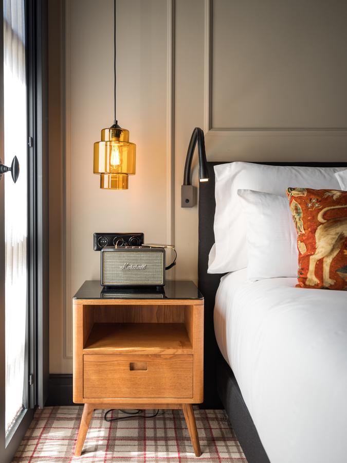 Small Double Room,645893670:JPEG