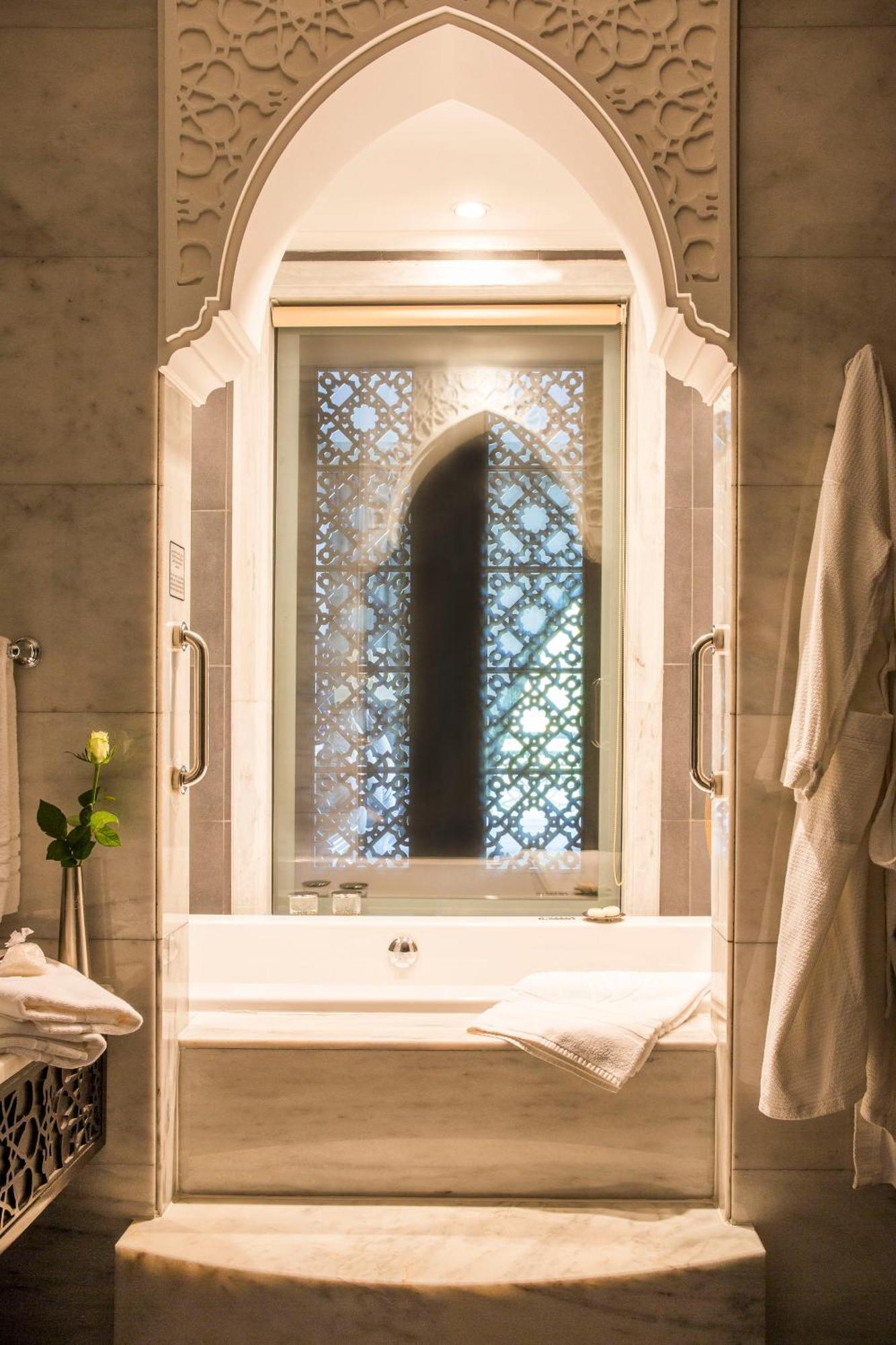 Villa Royal con 4 Camere da Letto e Piscina sulla Laguna, Minibar con Bevande Analcoliche Gratuite, Colazione Servita in Villa Ogni Giorno e Servizio Maggiordomo