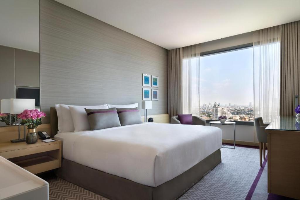 Panorama River View Room