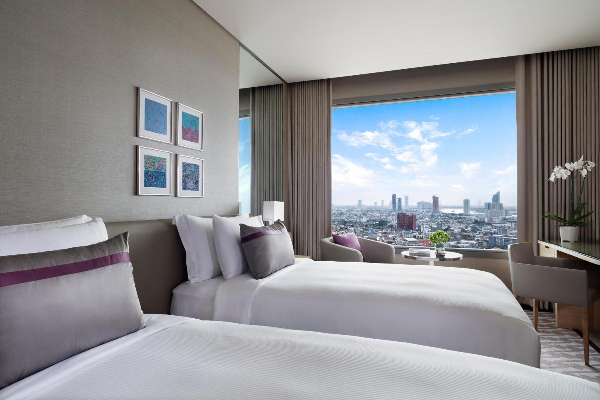 Three Bedroom River View Suite 