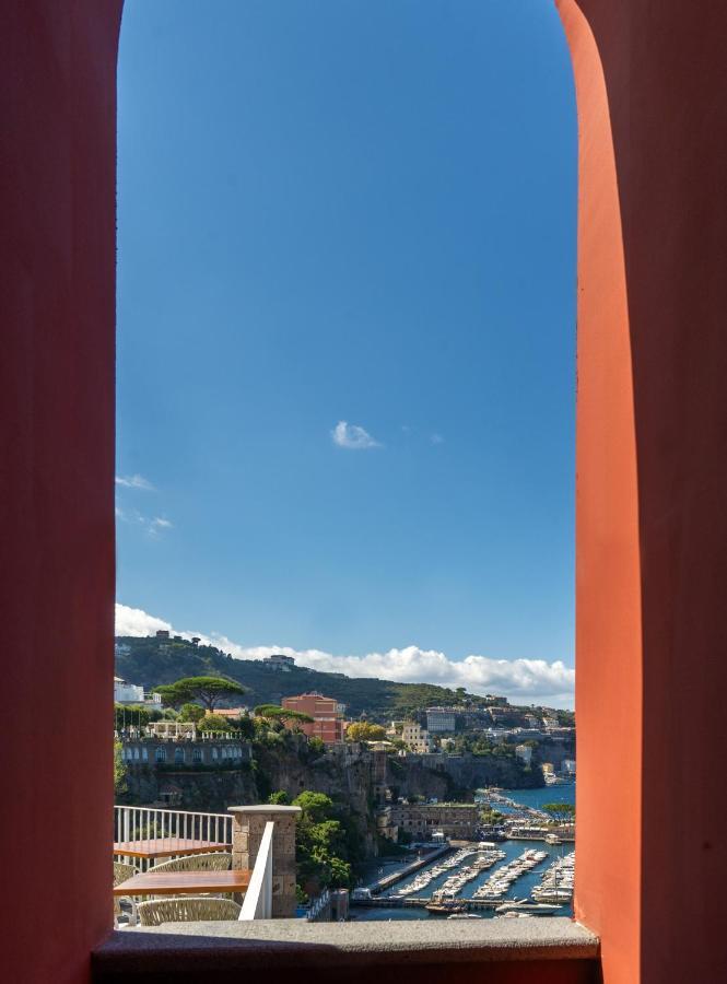 Superior Deluxe Sea View,1223978533:JPEG