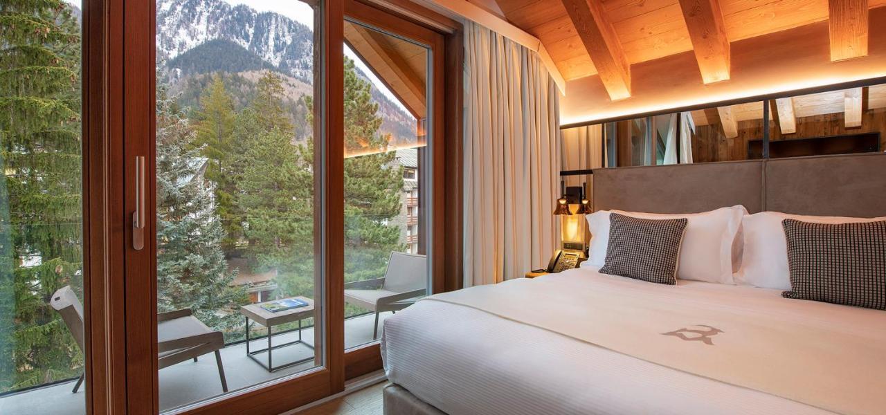 Suite all’Ultimo Piano con Vista Montagna (2 Adulti + 2 Bambini)